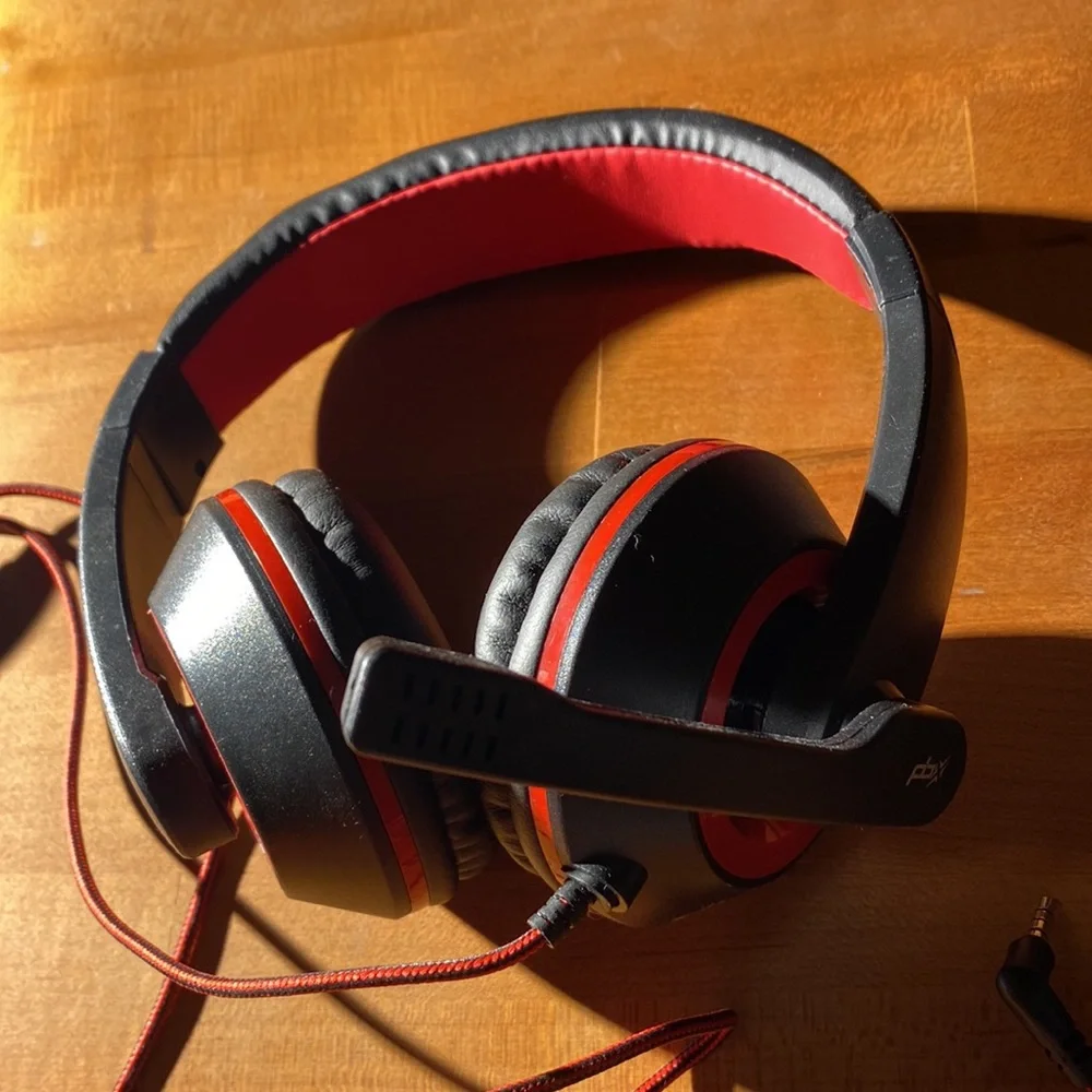 Head phones
